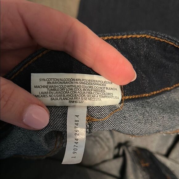 Women’s Bobbie Brooks Dark Blue Jeans Size Medium - Picture 6 of 6